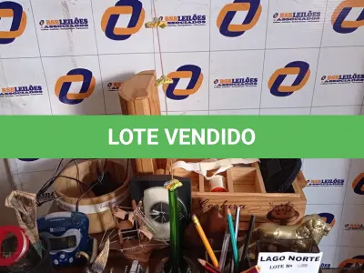 LOTE 021 - 01 LOTE COM UTENSÍLIOS PARA DECORAÇÃO DIVERSOS (NO ESTADO, NÃO SABEMOS SE FUNCIONA. LEILÃO NÃO TEM GARANTIA E NEM DEVOLUÇÃO).