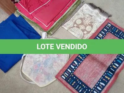 LOTE 032 - 01 LOTE COM TAPETES (NO ESTADO, NÃO SABEMOS SE FUNCIONA. LEILÃO NÃO TEM GARANTIA E NEM DEVOLUÇÃO).