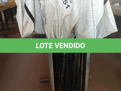 LOTE 251 - 01 – TENDA SANFONADA 3X4,50 MT (NO ESTADO, NÃO SABEMOS SE FUNCIONA. LEILÃO NÃO TEM GARANTIA E NEM DEVOLUÇÃO, SUJEITO A POSSÍVEIS AVARIAS VISÍVEIS/OCULTAS E/OU AUSÊNCIA DE COMPONENTES)