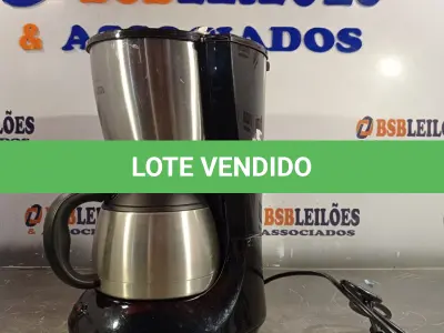 LOTE 313 - 01 - CAFETEIRA PHILIPS WALITA 220V (NO ESTADO, NÃO SABEMOS SE FUNCIONA. LEILÃO NÃO TEM GARANTIA E NEM DEVOLUÇÃO, SUJEITO A POSSÍVEIS AVARIAS VISÍVEIS/OCULTAS E/OU AUSÊNCIA DE COMPONENTES)