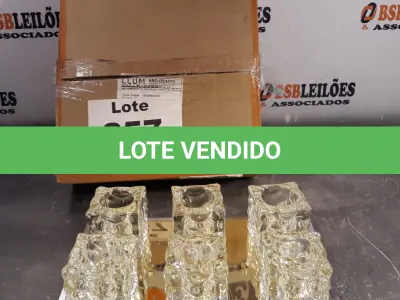 LOTE 257 - 01 - PLAFON FROST 328X222 6 LUZES LÂMPADA G9 BRONZEARTE (NO ESTADO, NÃO SABEMOS SE FUNCIONA. LEILÃO NÃO TEM GARANTIA E NEM DEVOLUÇÃO, SUJEITO A POSSÍVEIS AVARIAS VISÍVEIS/OCULTAS E/OU AUSÊNCIA DE COMPONENTES)