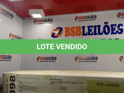 LOTE 098 - 01 – TENDA GAZEBO 2,40 X2,40 (NO ESTADO, NÃO SABEMOS SE FUNCIONA. LEILÃO NÃO TEM GARANTIA E NEM DEVOLUÇÃO, SUJEITO A POSSÍVEIS AVARIAS VISÍVEIS/OCULTAS E/OU AUSÊNCIA DE COMPONENTES)