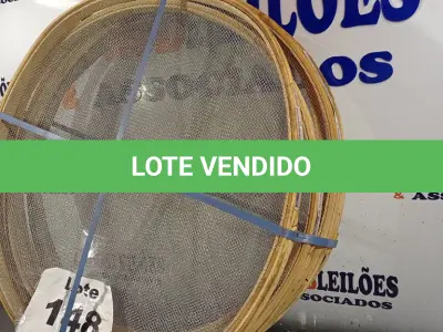 LOTE 148 - 06 - PENEIRAS PARA AREIA ARO #55 MADEIRA (NO ESTADO, NÃO SABEMOS SE FUNCIONA. LEILÃO NÃO TEM GARANTIA E NEM DEVOLUÇÃO, SUJEITO A POSSÍVEIS AVARIAS VISÍVEIS/OCULTAS E/OU AUSÊNCIA DE COMPONENTES)
