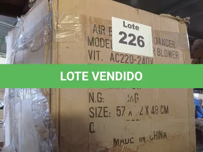 LOTE 226 - 01 - VENTILADOR DE VENTOINHA INFLÁVEL XPOWER 220V (NO ESTADO, NÃO SABEMOS SE FUNCIONA. LEILÃO NÃO TEM GARANTIA E NEM DEVOLUÇÃO, SUJEITO A POSSÍVEIS AVARIAS VISÍVEIS/OCULTAS E/OU AUSÊNCIA DE COMPONENTES)