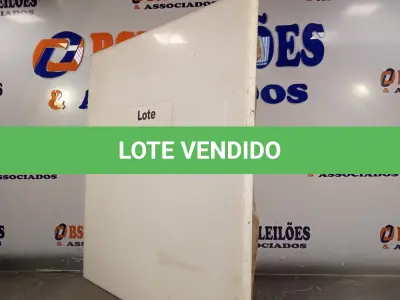 LOTE 290 - 01 - TÁBUA CHAPA TECNIL POLIETILENO 0,50MX0,50M (NO ESTADO, NÃO SABEMOS SE FUNCIONA. LEILÃO NÃO TEM GARANTIA E NEM DEVOLUÇÃO, SUJEITO A POSSÍVEIS AVARIAS VISÍVEIS/OCULTAS E/OU AUSÊNCIA DE COMPONENTES)