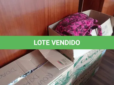 LOTE 041 - 04 CAIXAS COM ROUPAS FEMININAS (NO ESTADO, NÃO SABEMOS SE FUNCIONA. LEILÃO NÃO TEM GARANTIA E NEM DEVOLUÇÃO).