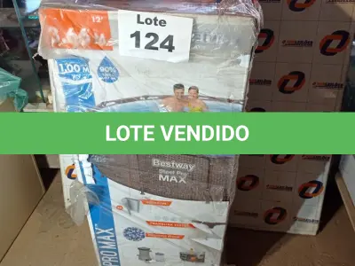 LOTE 124 - 01 - PISCINA ESTRUTURAL 9150L CIRCULAR DELUXE 220V + ESCADA (NO ESTADO, NÃO SABEMOS SE FUNCIONA. LEILÃO NÃO TEM GARANTIA E NEM DEVOLUÇÃO, SUJEITO A POSSÍVEIS AVARIAS VISÍVEIS/OCULTAS E/OU AUSÊNCIA DE COMPONENTES)
