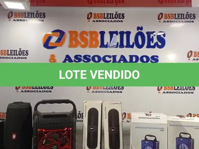 LOTE 293 - 07 – CAIXAS DE SOM (NO ESTADO, NÃO SABEMOS SE FUNCIONA. LEILÃO NÃO TEM GARANTIA E NEM DEVOLUÇÃO, SUJEITO A POSSÍVEIS AVARIAS VISÍVEIS/OCULTAS E/OU AUSÊNCIA DE COMPONENTES)