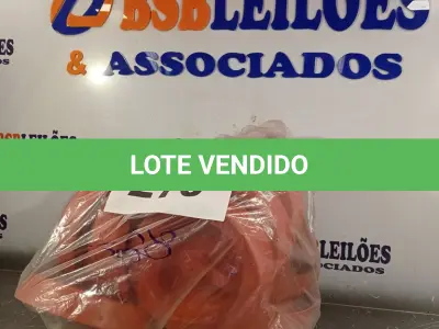 LOTE 270 - 01 - KIT 12 BASE BEBEDOURO P/ FRANGO P/ GARRAFAS PET 2 LITROS (NO ESTADO, NÃO SABEMOS SE FUNCIONA. LEILÃO NÃO TEM GARANTIA E NEM DEVOLUÇÃO, SUJEITO A POSSÍVEIS AVARIAS VISÍVEIS/OCULTAS E/OU AUSÊNCIA DE COMPONENTES)
