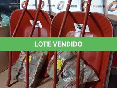 LOTE 087 - 02 - CARRINHOS DE MÃO (NO ESTADO, NÃO SABEMOS SE FUNCIONA. LEILÃO NÃO TEM GARANTIA E NEM DEVOLUÇÃO, SUJEITO A POSSÍVEIS AVARIAS VISÍVEIS/OCULTAS E/OU AUSÊNCIA DE COMPONENTES)