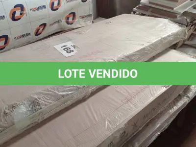 LOTE 168 - 01 - BELICHE STAR 2 GAVETÕES 5 PORTAS E ARMÁRIO COM CABIDEIRO - BRANCO (NO ESTADO, NÃO SABEMOS SE FUNCIONA. LEILÃO NÃO TEM GARANTIA E NEM DEVOLUÇÃO, SUJEITO A POSSÍVEIS AVARIAS VISÍVEIS/OCULTAS E/OU AUSÊNCIA DE COMPONENTES)