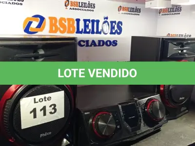 LOTE 113 - 01 - MINI SYSTEM PHILCO PHS1900BT PRETO COM BLUETOOTH 1900W DE POTÊNCIA - 127V/220V (NO ESTADO, NÃO SABEMOS SE FUNCIONA. LEILÃO NÃO TEM GARANTIA E NEM DEVOLUÇÃO, SUJEITO A POSSÍVEIS AVARIAS VISÍVEIS/OCULTAS E/OU AUSÊNCIA DE COMPONENTES)