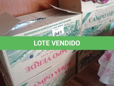 LOTE 041 - 04 CAIXAS COM ROUPAS FEMININAS (NO ESTADO, NÃO SABEMOS SE FUNCIONA. LEILÃO NÃO TEM GARANTIA E NEM DEVOLUÇÃO).