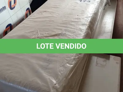 LOTE 173 - 01 - GUARDA-ROUPA INFANTIL SLOAN 3 PORTAS COM BRANCO (NO ESTADO, NÃO SABEMOS SE FUNCIONA. LEILÃO NÃO TEM GARANTIA E NEM DEVOLUÇÃO, SUJEITO A POSSÍVEIS AVARIAS VISÍVEIS/OCULTAS E/OU AUSÊNCIA DE COMPONENTES)