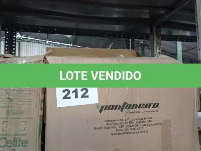 LOTE 212 - 01 - VASO SANITÁRIO COM CAIXA ACOPLADA CELITE (NO ESTADO, NÃO SABEMOS SE FUNCIONA. LEILÃO NÃO TEM GARANTIA E NEM DEVOLUÇÃO, SUJEITO A POSSÍVEIS AVARIAS VISÍVEIS/OCULTAS E/OU AUSÊNCIA DE COMPONENTES)