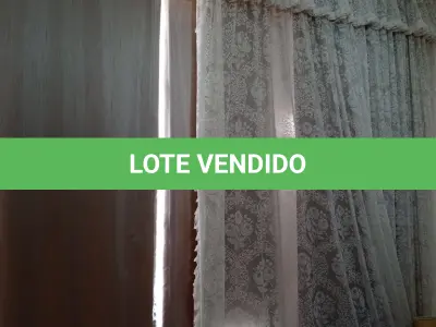 LOTE 025 - 01 LOTE COM CORTINAS (NO ESTADO, NÃO SABEMOS SE FUNCIONA. LEILÃO NÃO TEM GARANTIA E NEM DEVOLUÇÃO).