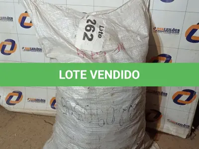 LOTE 262 - 01 – FARDO DE BORRACHAS (NO ESTADO, NÃO SABEMOS SE FUNCIONA. LEILÃO NÃO TEM GARANTIA E NEM DEVOLUÇÃO, SUJEITO A POSSÍVEIS AVARIAS VISÍVEIS/OCULTAS E/OU AUSÊNCIA DE COMPONENTES)