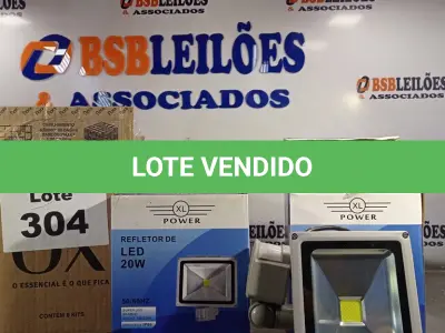LOTE 304 - 04 - REFLETORES LED 20W COM SENSOR (NO ESTADO, NÃO SABEMOS SE FUNCIONA. LEILÃO NÃO TEM GARANTIA E NEM DEVOLUÇÃO, SUJEITO A POSSÍVEIS AVARIAS VISÍVEIS/OCULTAS E/OU AUSÊNCIA DE COMPONENTES)