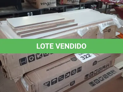 LOTE 323 - 01 LOTE DE MADEIRAS DIVERSAS (NO ESTADO, NÃO SABEMOS SE FUNCIONA. LEILÃO NÃO TEM GARANTIA E NEM DEVOLUÇÃO, SUJEITO A POSSÍVEIS AVARIAS VISÍVEIS/OCULTAS E/OU AUSÊNCIA DE COMPONENTES)