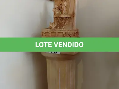 LOTE 173 - 01 FONTE COM COLUNA EM FIBRA (NO ESTADO, NÃO SABEMOS SE FUNCIONA. LEILÃO NÃO TEM GARANTIA E NEM DEVOLUÇÃO).