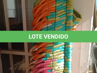 LOTE 251 - 01 TAPETE COLORIDO (NO ESTADO, NÃO SABEMOS SE FUNCIONA. LEILÃO NÃO TEM GARANTIA E NEM DEVOLUÇÃO).