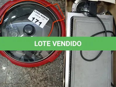 LOTE 171 - 01 CHURRASQUEIRA ELÉTRICA E 01 PANELA ELÉTRICA (NO ESTADO, NÃO SABEMOS SE FUNCIONA. LEILÃO NÃO TEM GARANTIA E NEM DEVOLUÇÃO).