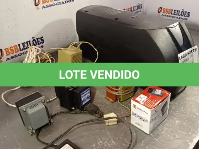 LOTE 225 - 01 NOBREAK SMS E VÁRIOS TRANSFORMADORES PEQUENOS (NO ESTADO, NÃO SABEMOS SE FUNCIONA. LEILÃO NÃO TEM GARANTIA E NEM DEVOLUÇÃO).