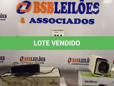 LOTE 214 - 01 LOTE COM MACERAS DE SEGURANÇA E MODULADOR VHF (NO ESTADO, NÃO SABEMOS SE FUNCIONA. LEILÃO NÃO TEM GARANTIA E NEM DEVOLUÇÃO).