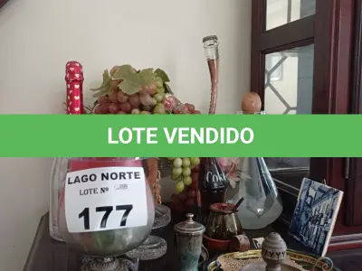 LOTE 177 - 01 LOTE COM OBJETOS DECORATIVOS (NO ESTADO, NÃO SABEMOS SE FUNCIONA. LEILÃO NÃO TEM GARANTIA E NEM DEVOLUÇÃO).