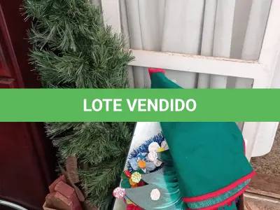 LOTE 236 - 01 LOTE COM ARRANJOS NATALINOS (NO ESTADO, NÃO SABEMOS SE FUNCIONA. LEILÃO NÃO TEM GARANTIA E NEM DEVOLUÇÃO).