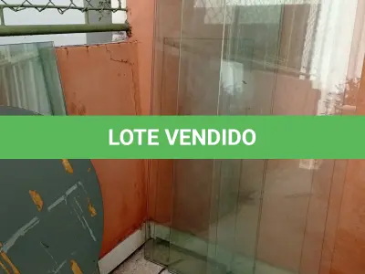 LOTE 265 - 01 LOTE COM PLACAS EM VIDRO (NO ESTADO, NÃO SABEMOS SE FUNCIONA. LEILÃO NÃO TEM GARANTIA E NEM DEVOLUÇÃO).