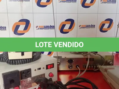 LOTE 079 - 01 CENTRAL TELEFÔNICA ,01 TELEFONE ANTIGO E 01 ESTABILIZADOR PARA TELEFONE (NO ESTADO, NÃO SABEMOS SE FUNCIONA. LEILÃO NÃO TEM GARANTIA E NEM DEVOLUÇÃO).