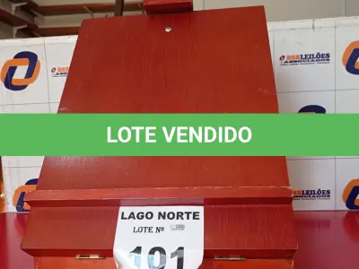 LOTE 101 - 01 QUADRO PARA FAZER DESENHOS (NO ESTADO, NÃO SABEMOS SE FUNCIONA. LEILÃO NÃO TEM GARANTIA E NEM DEVOLUÇÃO).