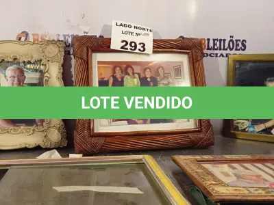 LOTE 293 - 07 PORTAS RETRATOS (NO ESTADO, NÃO SABEMOS SE FUNCIONA. LEILÃO NÃO TEM GARANTIA E NEM DEVOLUÇÃO).
