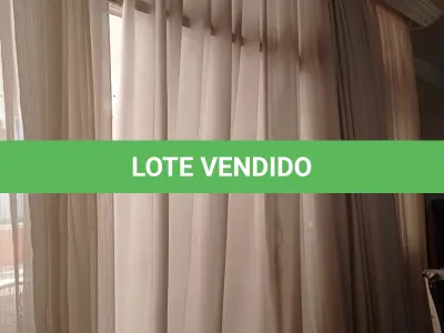 LOTE 233 - 01 LOTE COM CORTINAS (NO ESTADO, NÃO SABEMOS SE FUNCIONA. LEILÃO NÃO TEM GARANTIA E NEM DEVOLUÇÃO).