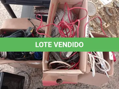 LOTE 210 - 01 LOTE COM CABOS E FIOS ELÉTRICOS (NO ESTADO, NÃO SABEMOS SE FUNCIONA. LEILÃO NÃO TEM GARANTIA E NEM DEVOLUÇÃO).