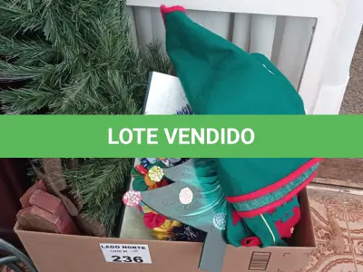 LOTE 236 - 01 LOTE COM ARRANJOS NATALINOS (NO ESTADO, NÃO SABEMOS SE FUNCIONA. LEILÃO NÃO TEM GARANTIA E NEM DEVOLUÇÃO).