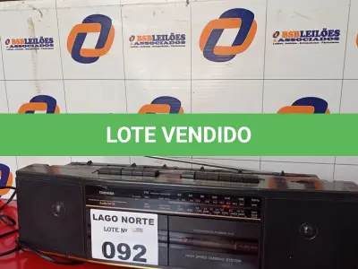 LOTE 092 - 01 RADIO STEREO RADIO CASSETTE RECORDER BOM BEAT WF38 TOSHIBA (NO ESTADO, NÃO SABEMOS SE FUNCIONA. LEILÃO NÃO TEM GARANTIA E NEM DEVOLUÇÃO).