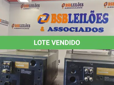 LOTE 024 - 02 MONITORES ANTIGOS MARCA SONY. (NO ESTADO, LEILÃO NÃO TEM GARANTIA E NEM DEVOLUÇÃO, SUJEITO A POSSÍVEIS AVARIAS VISÍVEIS/OCULTAS E/OU AUSÊNCIA DE COMPONENTES).