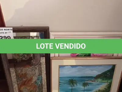 LOTE 290 - 03 QUADROS DIVERSOS DECORATIVOS (NO ESTADO, NÃO SABEMOS SE FUNCIONA. LEILÃO NÃO TEM GARANTIA E NEM DEVOLUÇÃO).