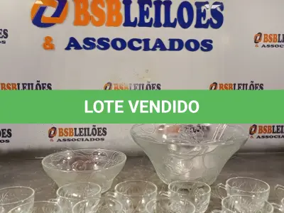 LOTE 148 - 01 PONCHEIRA (NO ESTADO, NÃO SABEMOS SE FUNCIONA. LEILÃO NÃO TEM GARANTIA E NEM DEVOLUÇÃO).