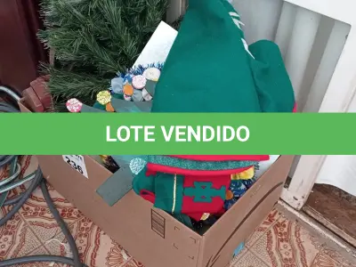 LOTE 236 - 01 LOTE COM ARRANJOS NATALINOS (NO ESTADO, NÃO SABEMOS SE FUNCIONA. LEILÃO NÃO TEM GARANTIA E NEM DEVOLUÇÃO).