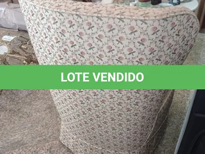LOTE 188 - 01 POLTRONA (NO ESTADO, NÃO SABEMOS SE FUNCIONA. LEILÃO NÃO TEM GARANTIA E NEM DEVOLUÇÃO).
