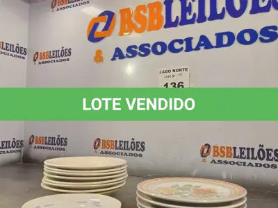LOTE 136 - 14 PRATOS PARA SOBREMESA (NO ESTADO, NÃO SABEMOS SE FUNCIONA. LEILÃO NÃO TEM GARANTIA E NEM DEVOLUÇÃO).