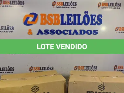 LOTE 015 - 02 CAIXAS COM COLA TUBO ST BRASCOLA 15 FRASCOS CADA. (NO ESTADO, LEILÃO NÃO TEM GARANTIA E NEM DEVOLUÇÃO, SUJEITO A POSSÍVEIS AVARIAS VISÍVEIS/OCULTAS E/OU AUSÊNCIA DE COMPONENTES).
