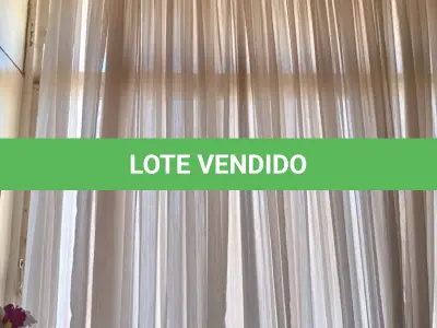 LOTE 133 - 01 LOTE COM CORTINA (NO ESTADO, NÃO SABEMOS SE FUNCIONA. LEILÃO NÃO TEM GARANTIA E NEM DEVOLUÇÃO).