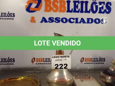 LOTE 222 - 01 LOTE COM TRAVESSAS E 01 JARRO PARA DECORAÇÃO (NO ESTADO, NÃO SABEMOS SE FUNCIONA. LEILÃO NÃO TEM GARANTIA E NEM DEVOLUÇÃO).
