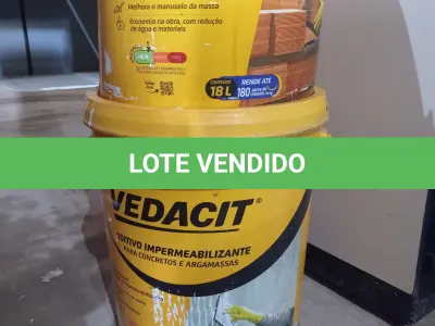 LOTE 062 - 01 BALDE DE VEDALIT, ADITIVO PLASTIFICANTE PARA ARGAMASSAS DE ASSENTAMENTO E REBOCO CONVENCIONAL E 01 BALDE DE ADITIVO IMPERMEABILIZANTE PARA CONCRETOS E ARGAMASSAS 18L. (NO ESTADO, LEILÃO NÃO TEM GARANTIA E NEM DEVOLUÇÃO, SUJEITO A POSSÍVEIS AVARIAS VISÍVEIS/OCULTAS E/OU AUSÊNCIA DE COMPONENTES).