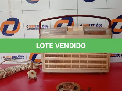 LOTE 090 - 01 TRANSISTOR ALL PHILIPS ANTIGO (NO ESTADO, NÃO SABEMOS SE FUNCIONA. LEILÃO NÃO TEM GARANTIA E NEM DEVOLUÇÃO).