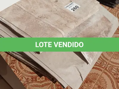 LOTE 260 - 01 LOTE COM LONAS DIVERSAS (NO ESTADO, NÃO SABEMOS SE FUNCIONA. LEILÃO NÃO TEM GARANTIA E NEM DEVOLUÇÃO).